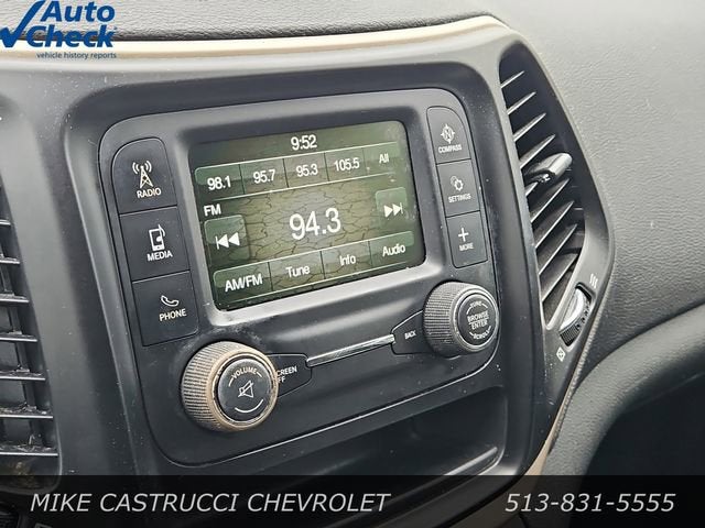 2016 Jeep Cherokee Sport