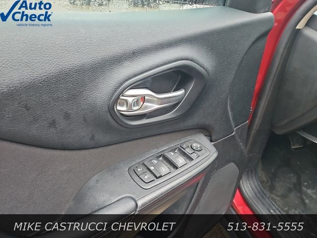 2016 Jeep Cherokee Sport