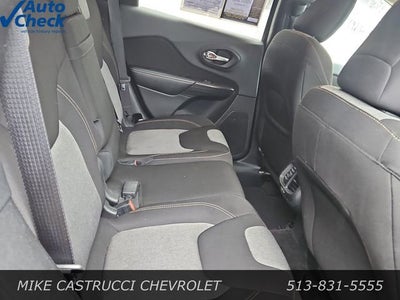 2016 Jeep Cherokee Sport