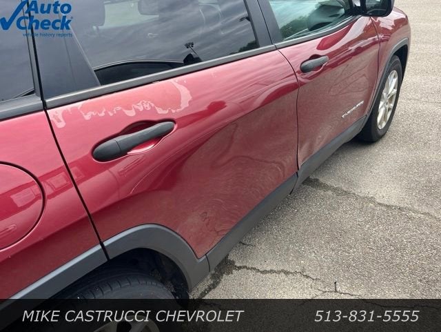 2016 Jeep Cherokee Sport