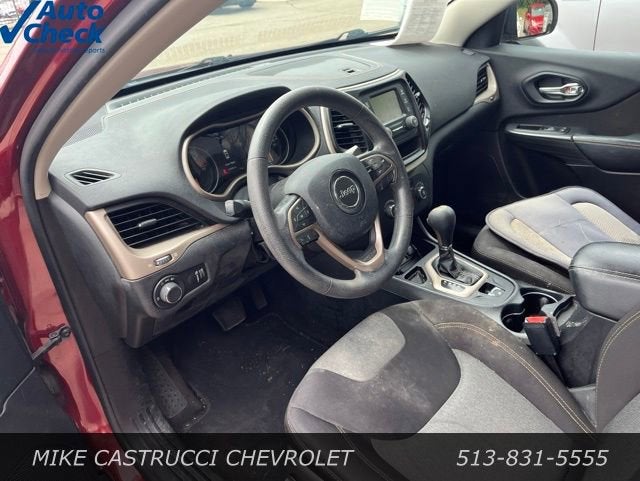 2016 Jeep Cherokee Sport