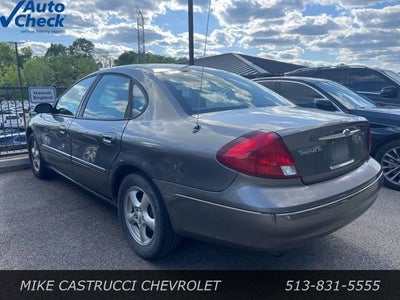 2002 Ford Taurus SE Standard