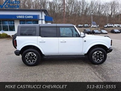 2024 Ford Bronco Outer Banks