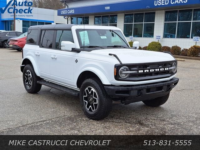 2024 Ford Bronco Outer Banks
