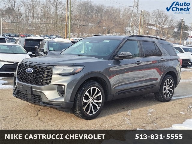 2025 Ford Explorer ST-Line