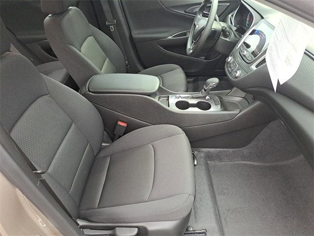 2025 Chevrolet Malibu LS