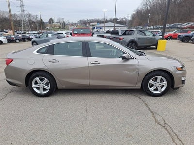 2025 Chevrolet Malibu LS
