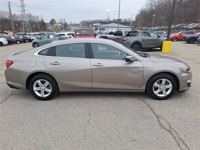 2025 Chevrolet Malibu LS