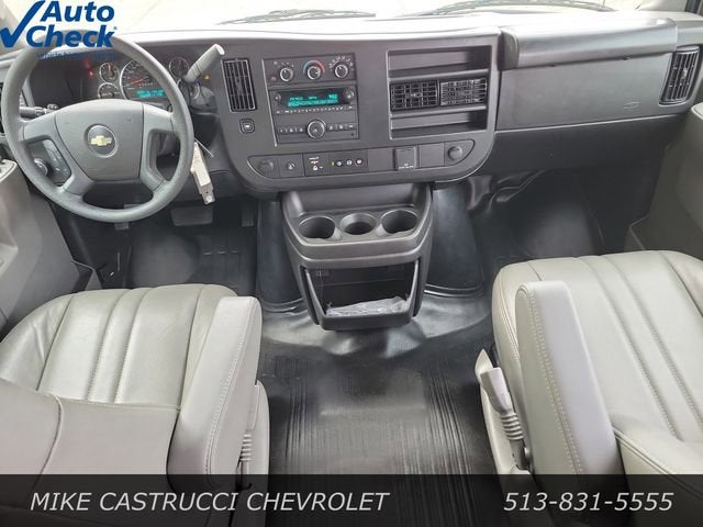 2025 Chevrolet Express Cargo WT