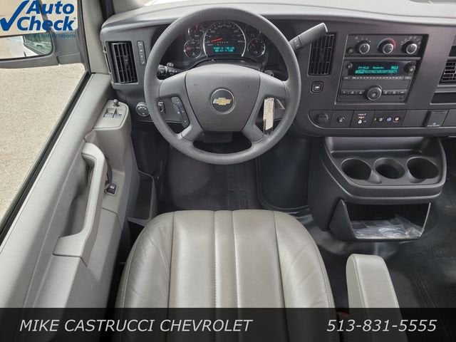 2025 Chevrolet Express Cargo WT
