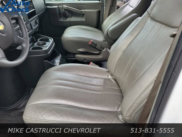 2025 Chevrolet Express Cargo WT