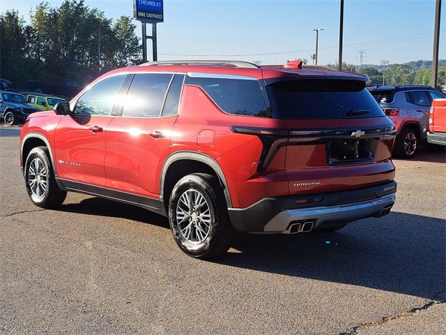 2024 Chevrolet Traverse LT