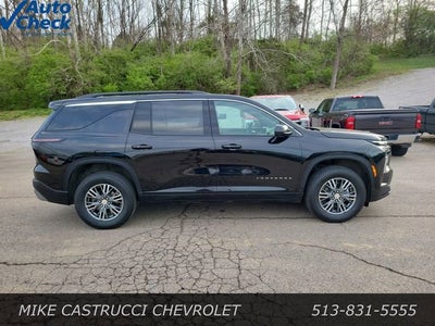 2025 Chevrolet Traverse LT