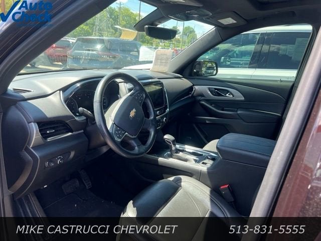 2022 Chevrolet Traverse LT Leather