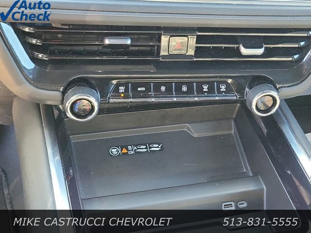 2025 Chevrolet Suburban LT