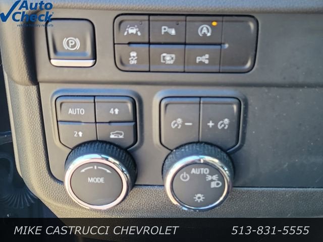 2025 Chevrolet Suburban LT