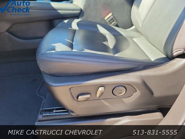 2025 Chevrolet Suburban LT