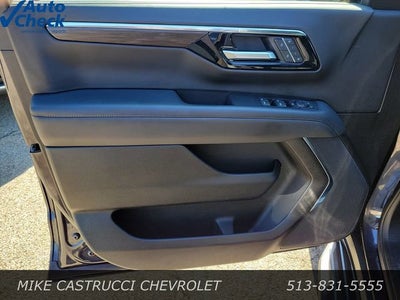 2025 Chevrolet Suburban LT