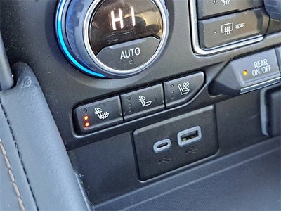 2024 Chevrolet Suburban High Country