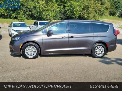 2022 Chrysler Pacifica Touring L
