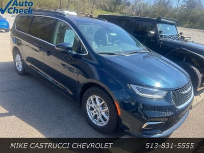 2022 Chrysler Pacifica Touring L