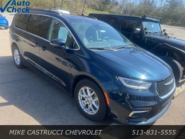 2022 Chrysler Pacifica Touring L