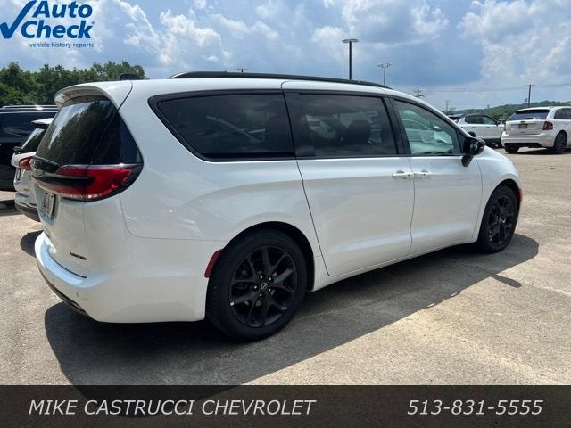 2025 Chrysler Pacifica Limited