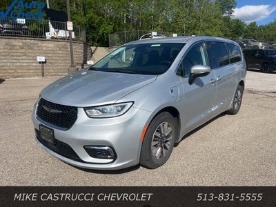 2023 Chrysler Pacifica Hybrid Touring L