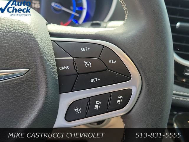 2023 Chrysler Pacifica Hybrid Touring L