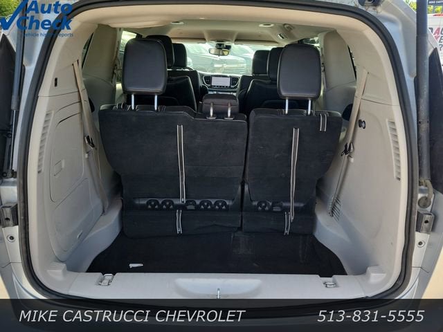 2023 Chrysler Pacifica Hybrid Touring L