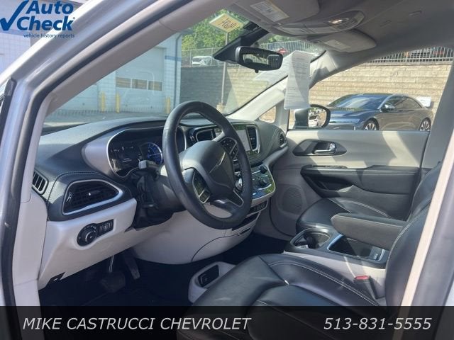 2023 Chrysler Pacifica Hybrid Touring L