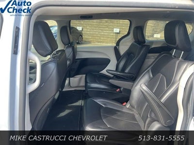 2023 Chrysler Pacifica Hybrid Touring L