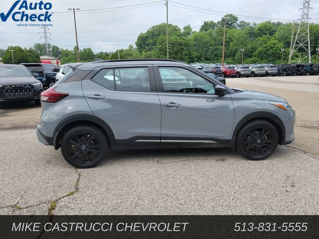 2024 Nissan Kicks SR