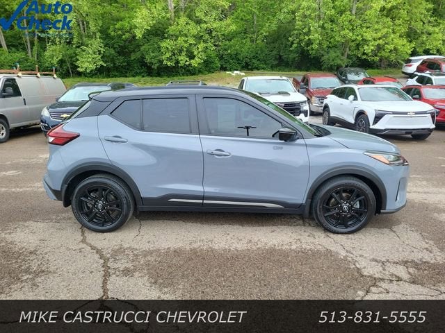 2023 Nissan Kicks SR