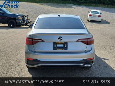 2024 Volkswagen Jetta SE