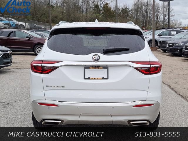 2020 Buick Enclave Essence