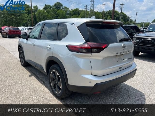2024 Nissan Rogue SV