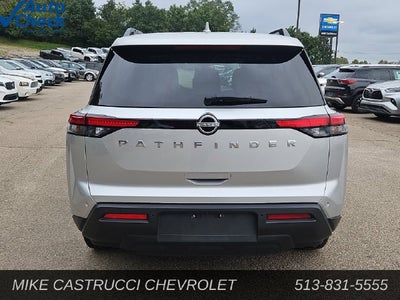 2025 Nissan Pathfinder SV