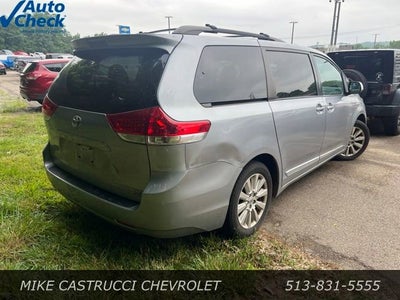 2011 Toyota Sienna XLE