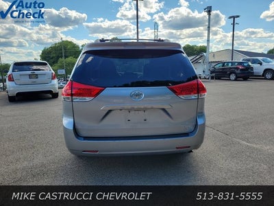 2011 Toyota Sienna XLE