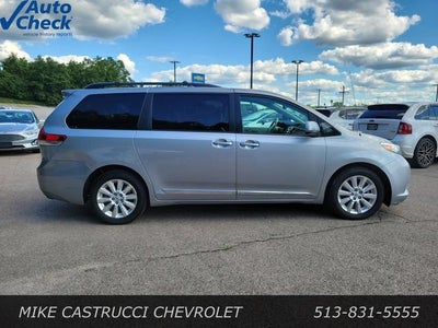 2011 Toyota Sienna XLE