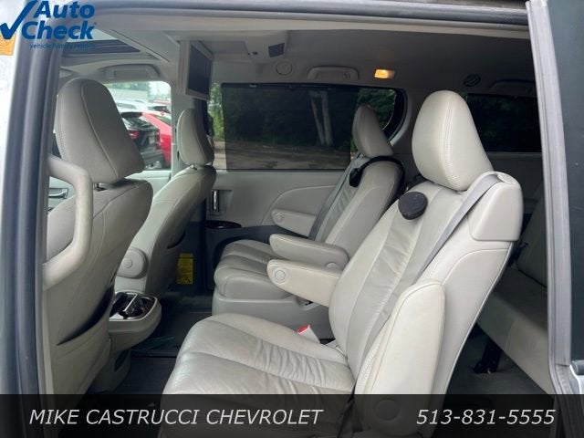 2011 Toyota Sienna XLE