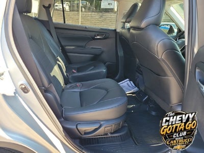 2023 Toyota Highlander Hybrid XLE