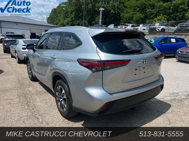 2023 Toyota Highlander Hybrid XLE