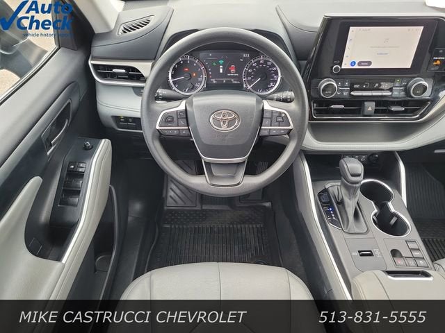 2023 Toyota Highlander L