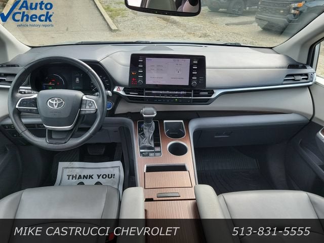 2021 Toyota Sienna XLE