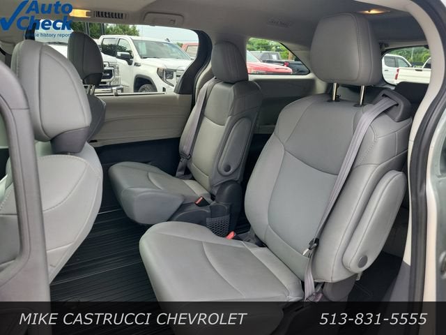 2021 Toyota Sienna XLE