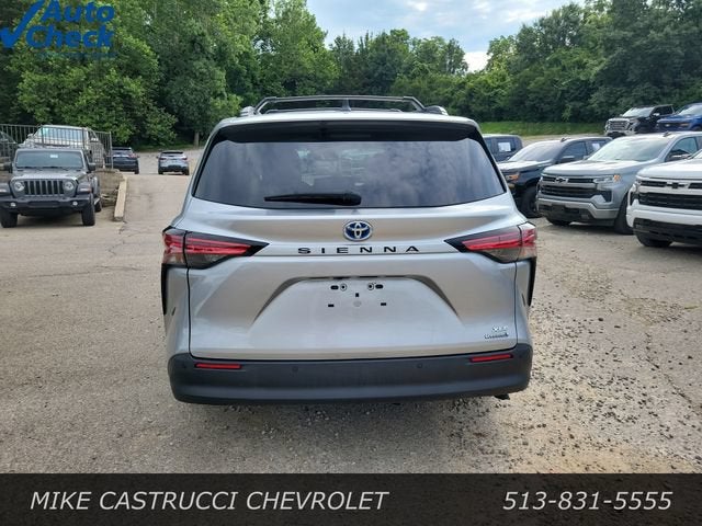 2021 Toyota Sienna XLE