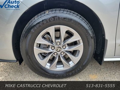 2021 Toyota Sienna XLE