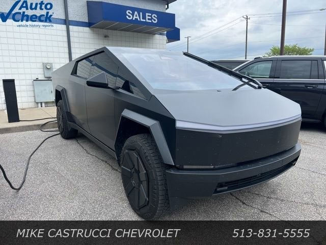 Used 2024 Tesla Cybertruck Base with VIN 7G2CEHED8RA010938 for sale in Milford, OH